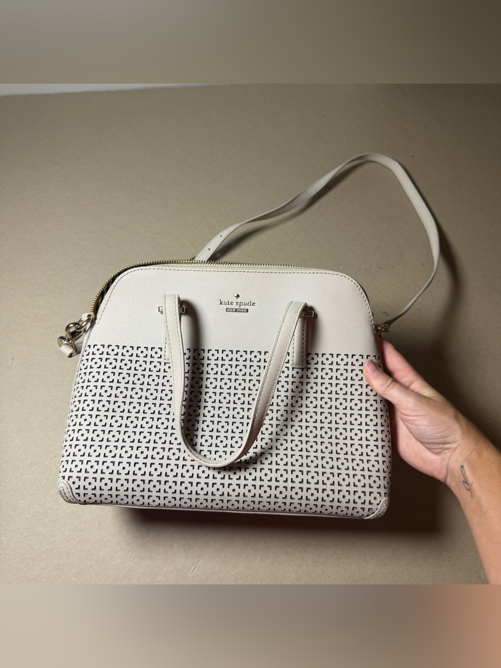 Kate spade cedar street maise perforated purse handbag womens classic beige